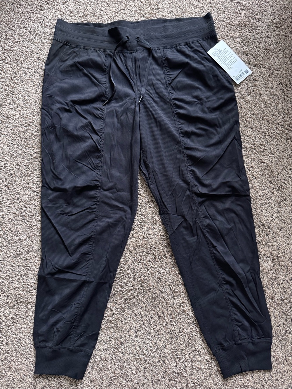 Lulu Lemon• Dance Studio Mid Rise Jogger• Size 14